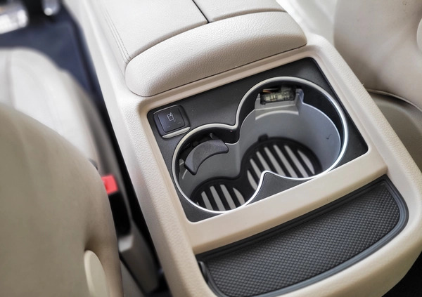 Mercedes-Benz Klasa V cena 179999 przebieg: 197000, rok produkcji 2016 z Częstochowa małe 121